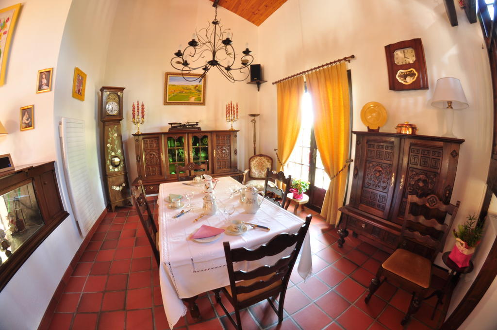 Hotel-Logis La Coraline Gannat Room photo